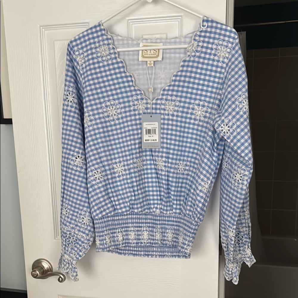 Sail to Sable; Light Blue Gingham Blouse with White Embroidery; size medium; NWT